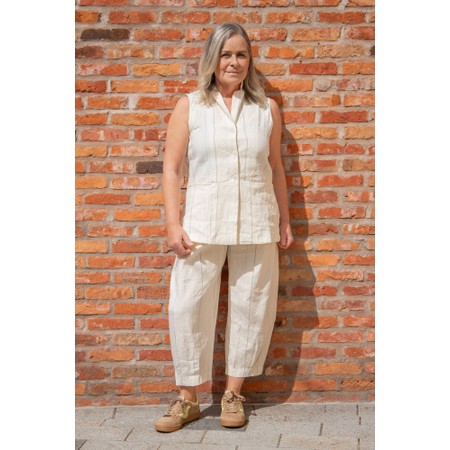 Mama B Bianco R Latte Pinstripe Bubble Trouser - Off-White