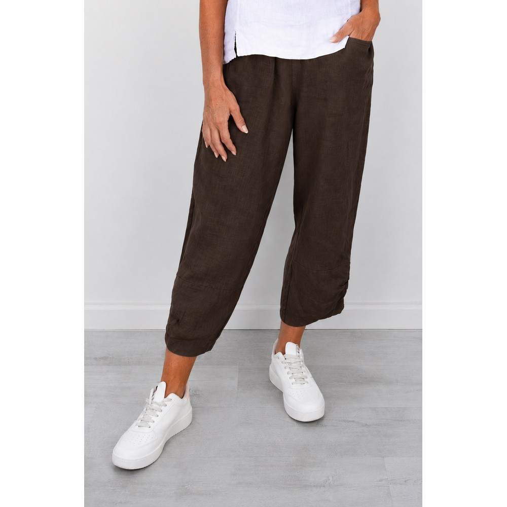 Amazing Woman Orla Choko Cropped Linen Trouser Choko