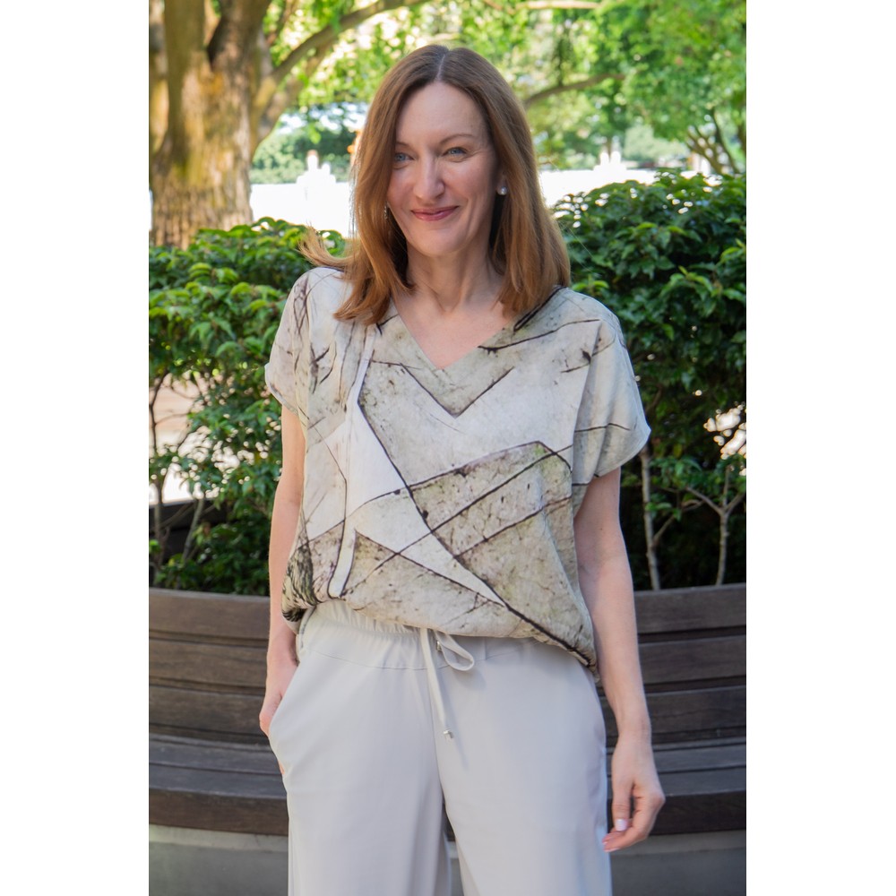 Naya Naya Graphic Print Top Ash