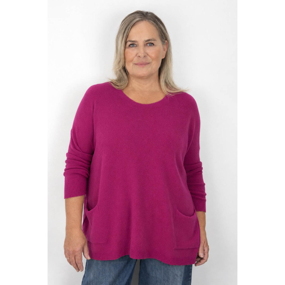 Amazing Woman Caryf X Fuchsia Round Neck Oversized Jumper Fuchsia