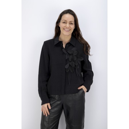 NOEN Applique Flower Shirt - Black