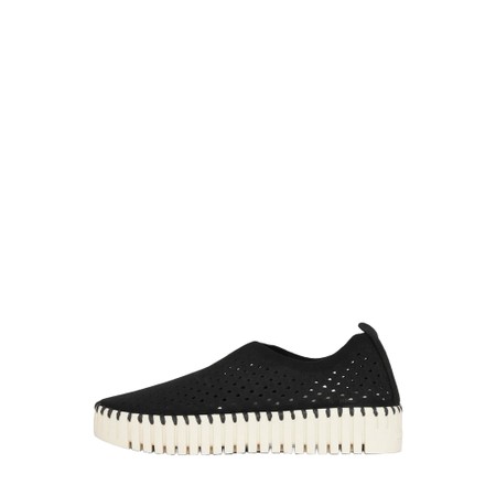 Ilse Jacobsen Tulip Laser Cut Pattern Black Shoe - Black