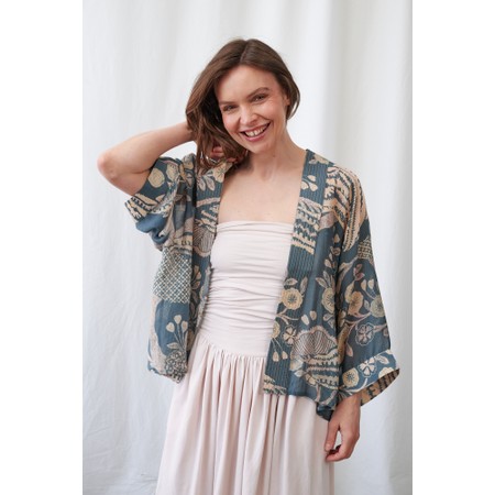 One Hundred Stars Rosa Blue Short Kimono - Blue
