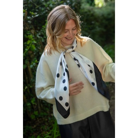 Chalk Wren Black Spotted Scarf - Black