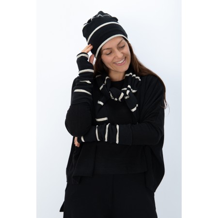 Mama B Kaki R Nero Wide Stripe Fleece Hat - Black