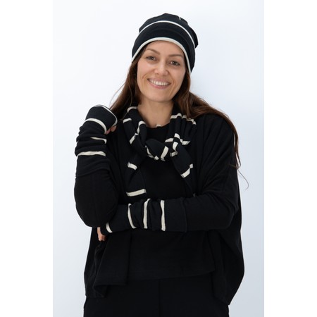 Mama B Kaki R Nero Wide Stripe Fleece Hat - Black