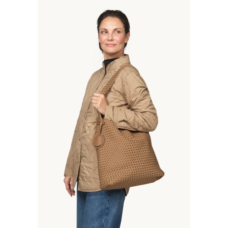 Ilse Jacobsen Shell Braided Serpia Tint Handbag - Brown