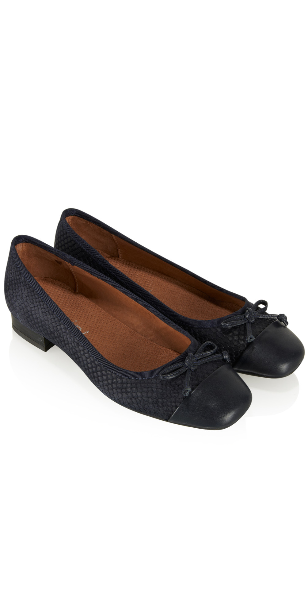 square toe ballet pumps