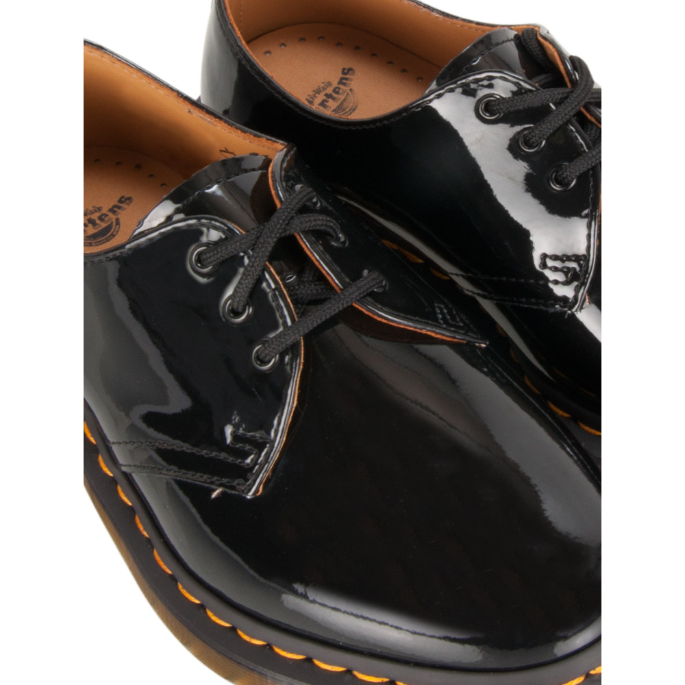 dr martens patent lamper black